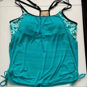 Zeroxposur Tankini Swimsuit Top (18W)